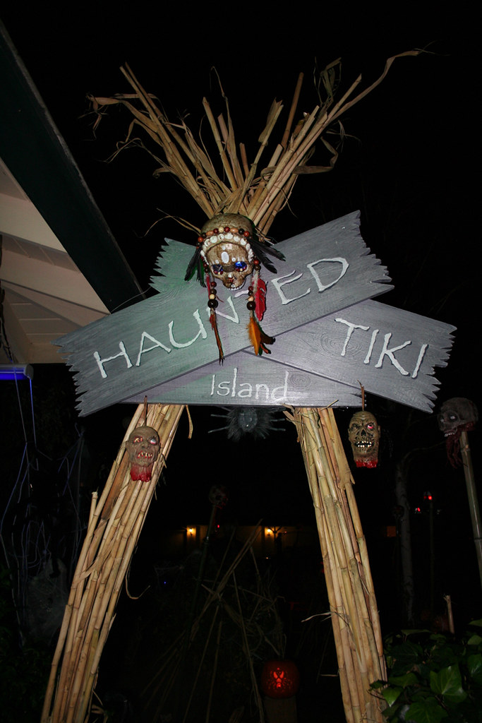 Entrance Gateway to Haunted Tiki Island DevilsChariot Flickr
