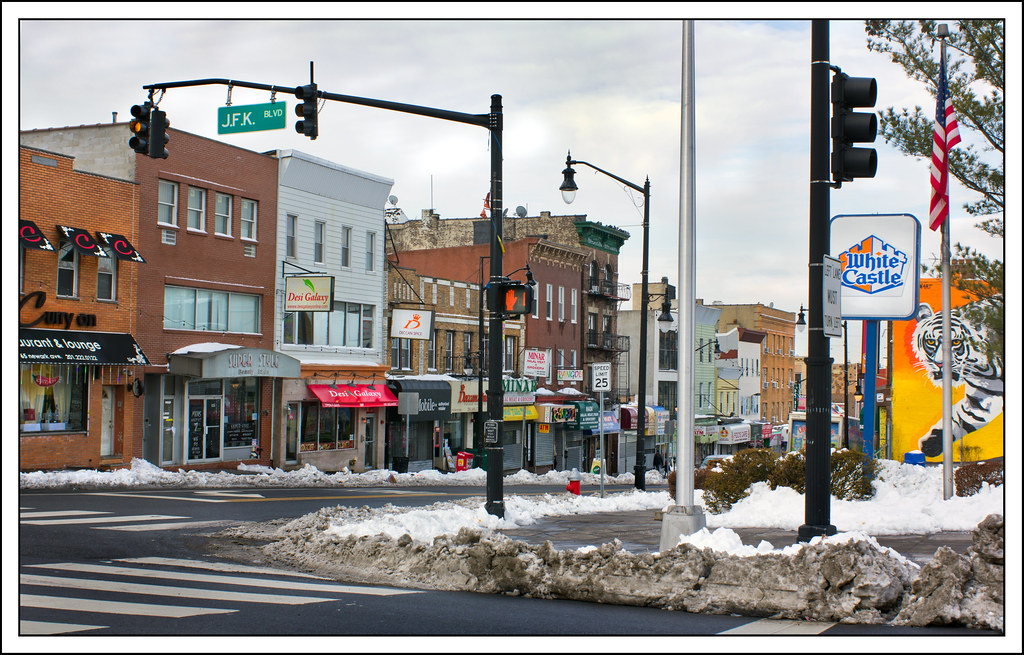 Little India, Jersey City SMC Pentax 30mm f/2.8 SMC Pent… Flickr