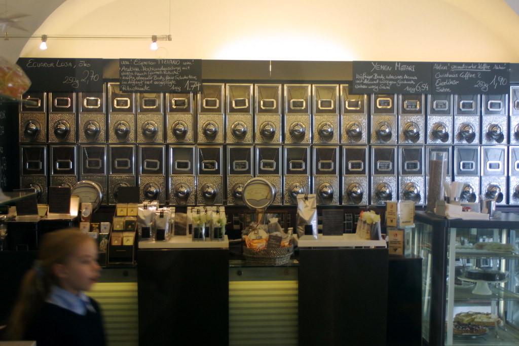 Coffee Shop in Vienna a photo on Flickriver