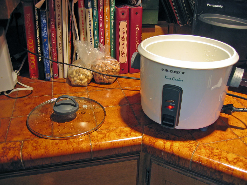 Rice Cooker Here's the rice cooker I used to cook the eggs… Flickr