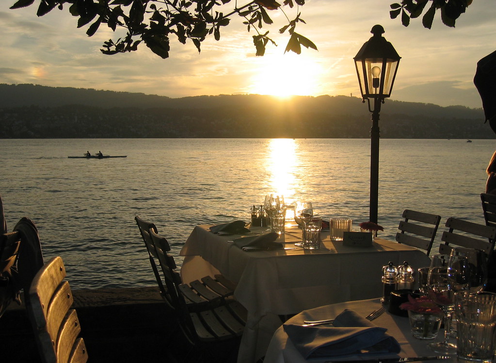 Dinner on Lake Zürich Erlenbach, Switzerland Flickr