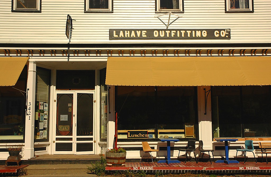 LaHave Outfitters At the mouth of the LaHave River, just e… Flickr