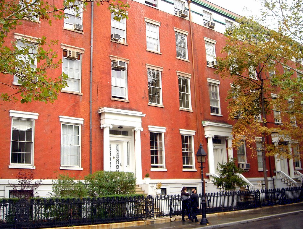 NYU_3 Buildings near Washington Square Park. Frances Fu Flickr