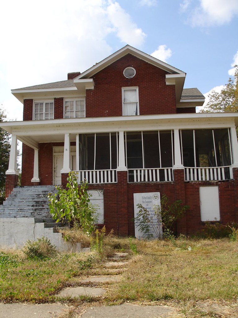 Isaiah T. Montgomery's Home, Mound Bayou MS Mound Bayou is… Flickr