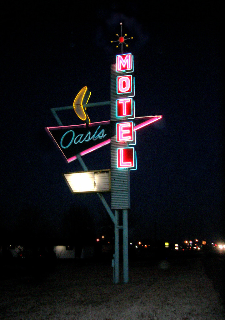 Oasis Motel retouched neon sign Oasis Motel neon sign reto… Flickr