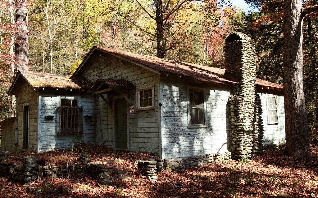 Elkmont vacation cabin I had no idea these were in GSMNP. … Flickr