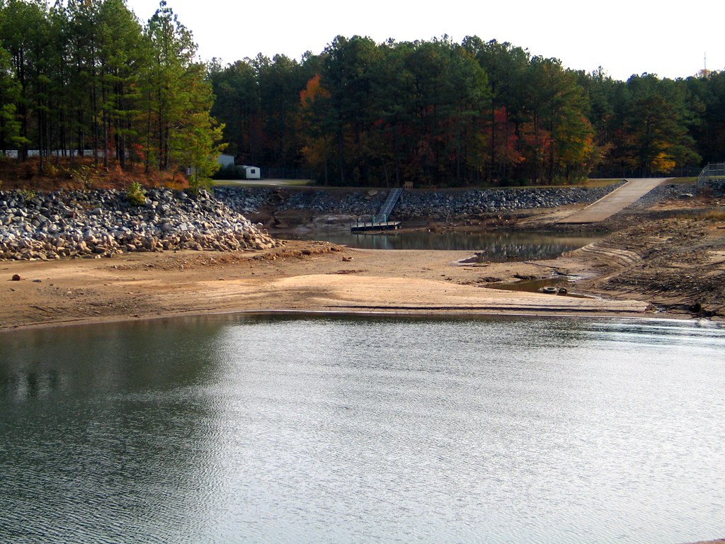 Flickriver Photoset 'Lake Lanier Drought' by jekemp