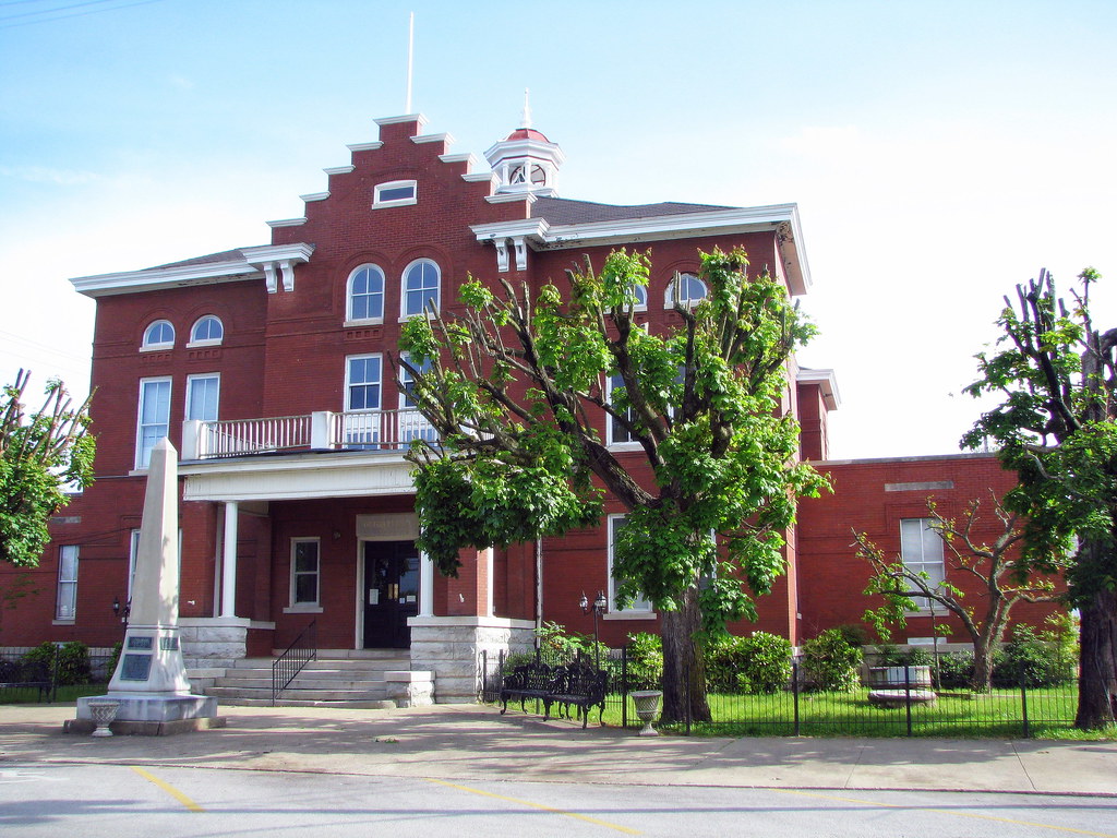 Trousdale County Courthouse Hartsville, TN Erected 1905.… Flickr