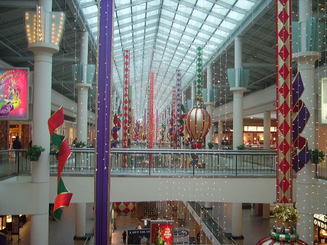 New Year 2008 at Emerald Square Mall 3rd level fairyland..… Flickr