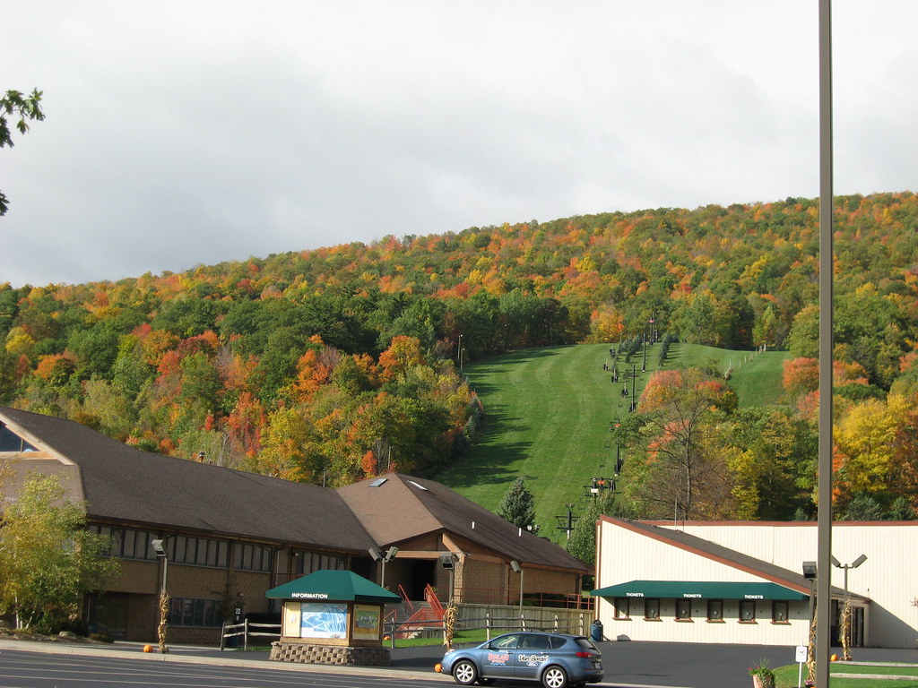 Bristol Mountain ski resort Diana Beideman Flickr