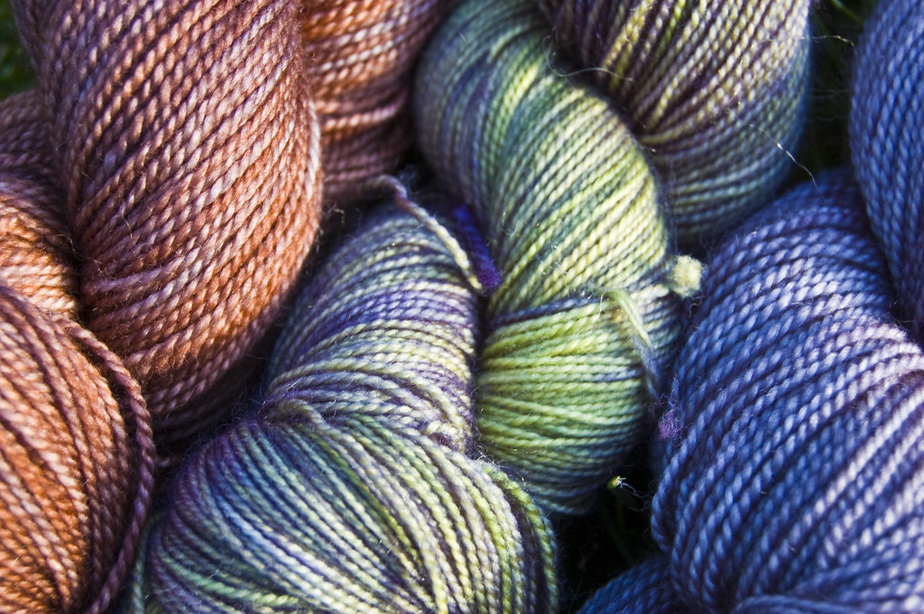 creatively dyed yarn closeup Creatively Dyed Yarn! Awesome… Flickr