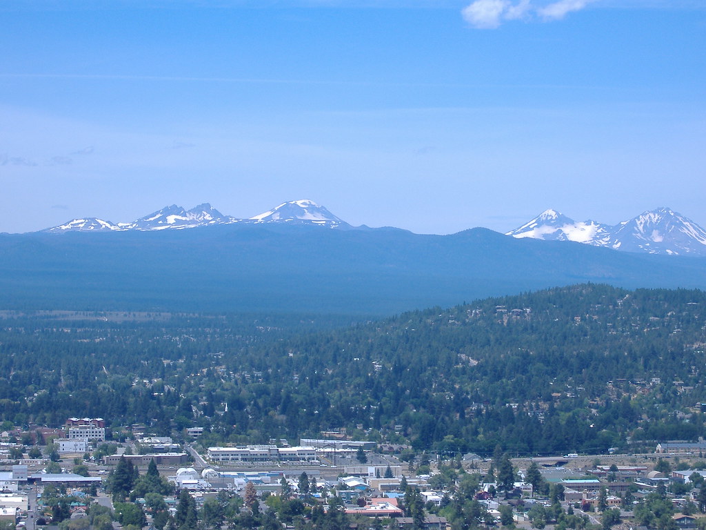 Bend, Oregon Looking west from Pilot Butte toward the Thre… Flickr