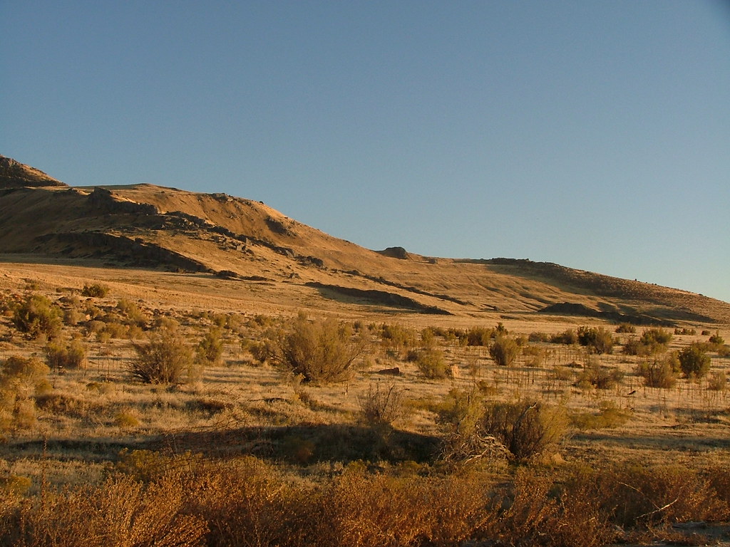 Stansbury Island Stansbury Island, Great Salt Lake, UT Sta… Flickr