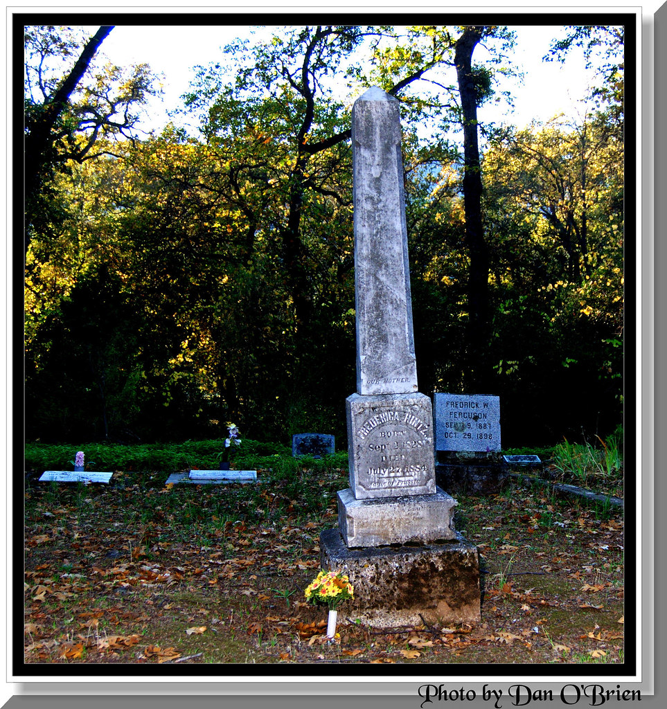 O'B8 Centerville Cemetery in upper Butte creek canyon in N… Flickr