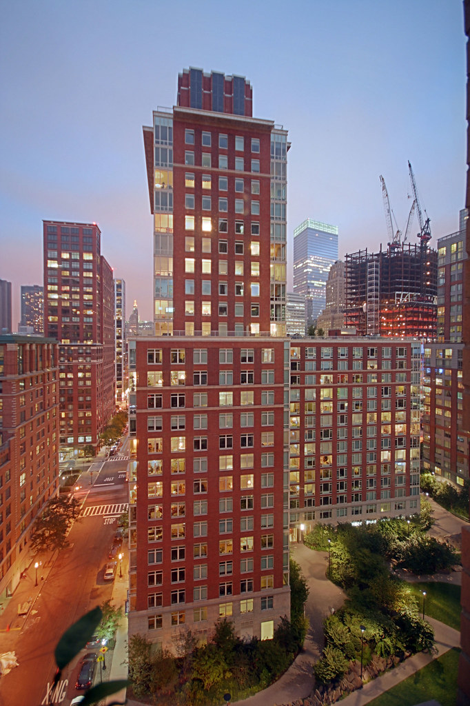 Tribeca Green Be Green, Battery Park City, NY green buil… Phillip Ritz Flickr