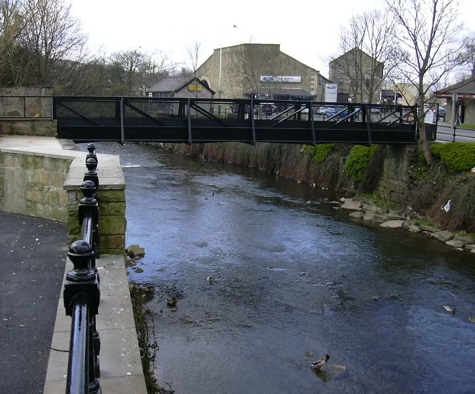 Bury Road Footbridge, River Irwell, Rawtenstall, Lancashir… Flickr