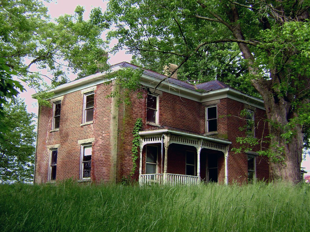 Hillsboro, Ohio Kids, don't go here. Though it's a beautif… Flickr