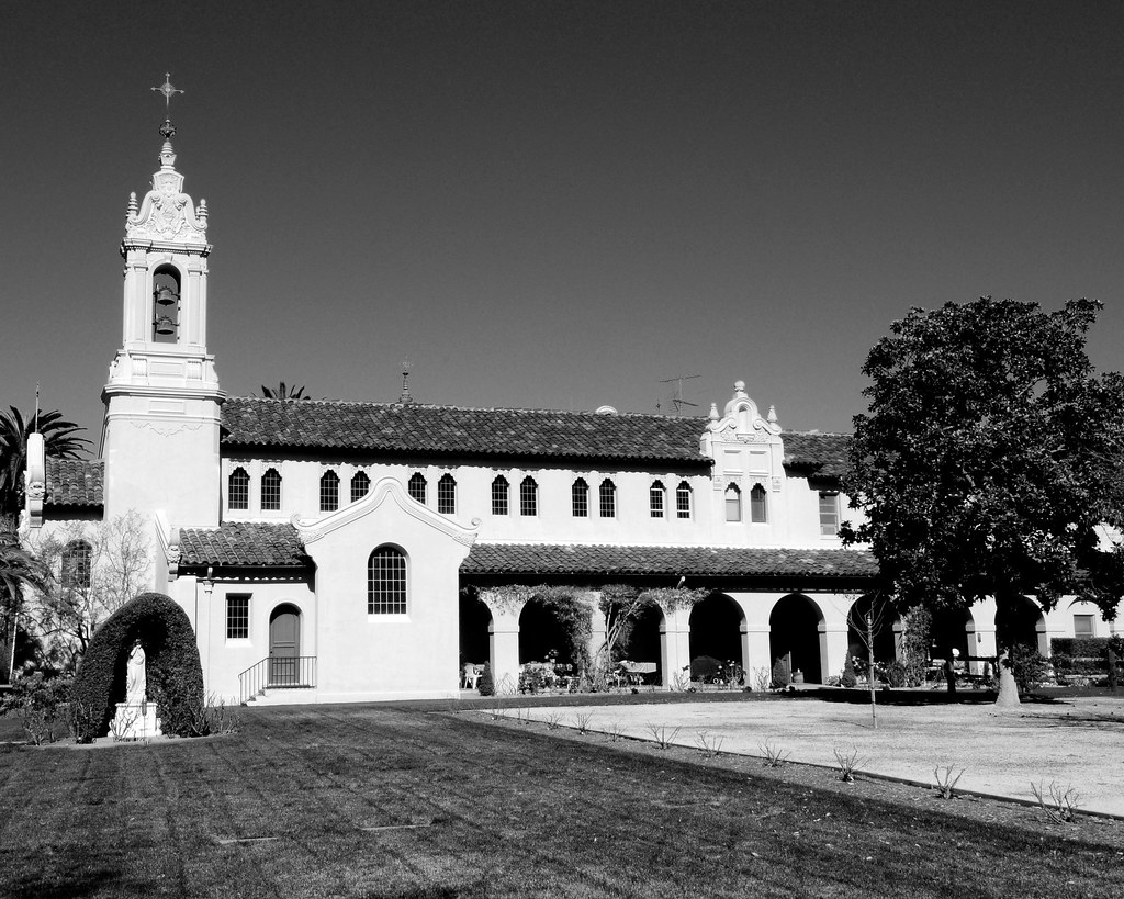 Maryknoll Seminary 4 © 2008 Gladys White. All Rights Reser… Flickr