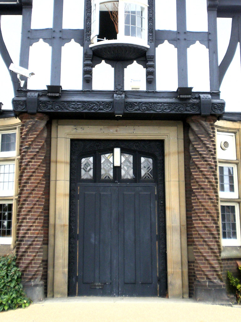 348, Tile Hill Lane. Coventry. "The Newlands" Public House… Flickr