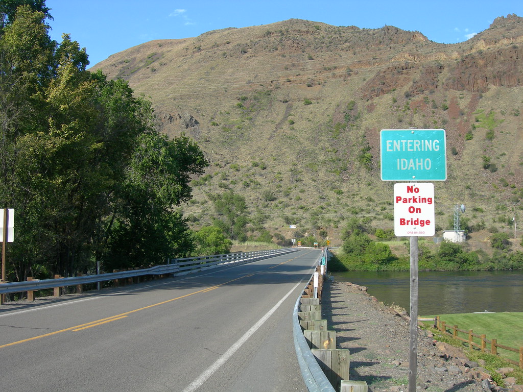 Entering Idaho This is at Oxbow, Oregon just below the Oxb… Flickr