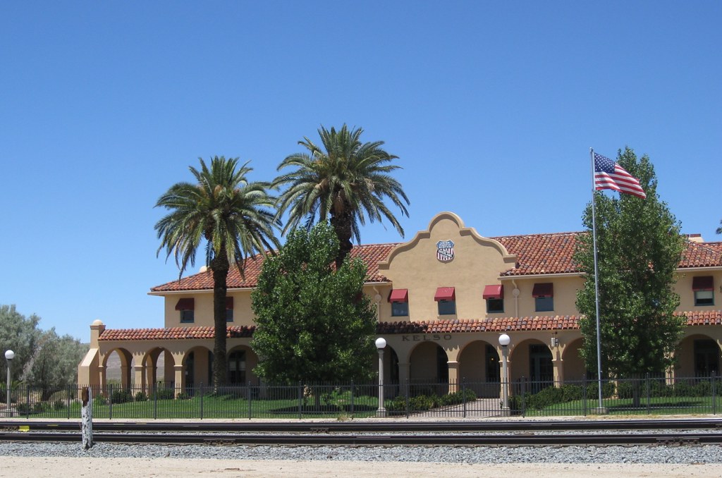 Kelso, CA (1109a) Kelso station View on black, courtesy of… Flickr