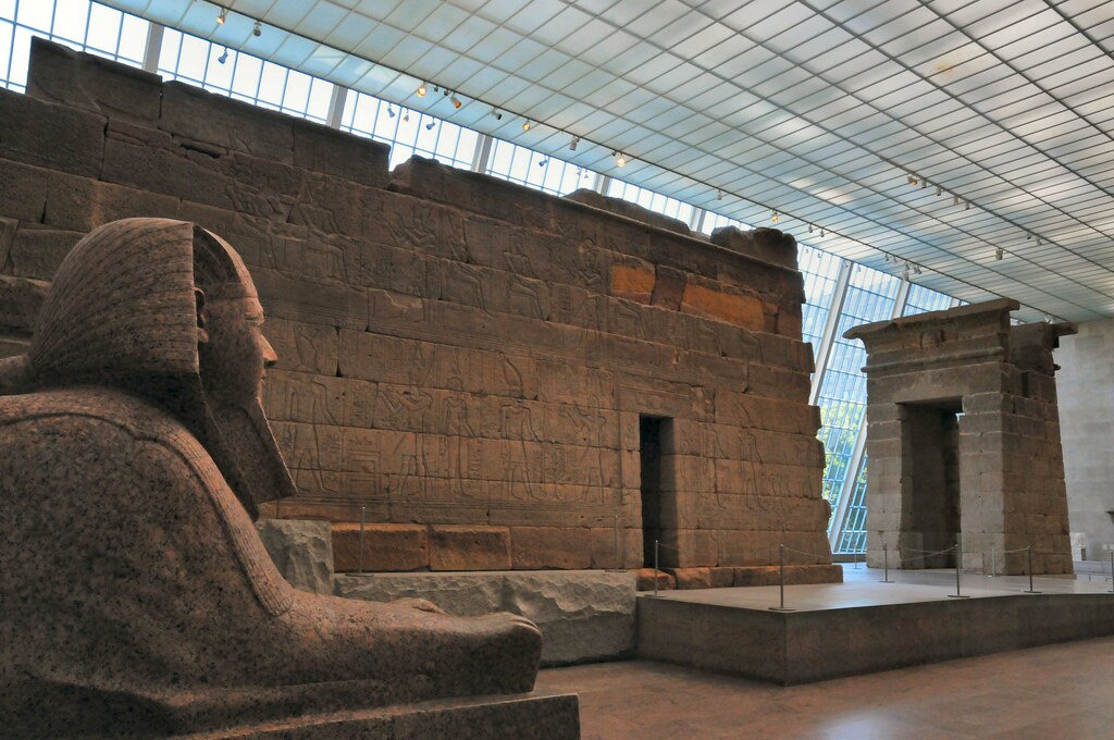 Temple of Dendur at Metropolitan Museum of Art Temple of… Flickr