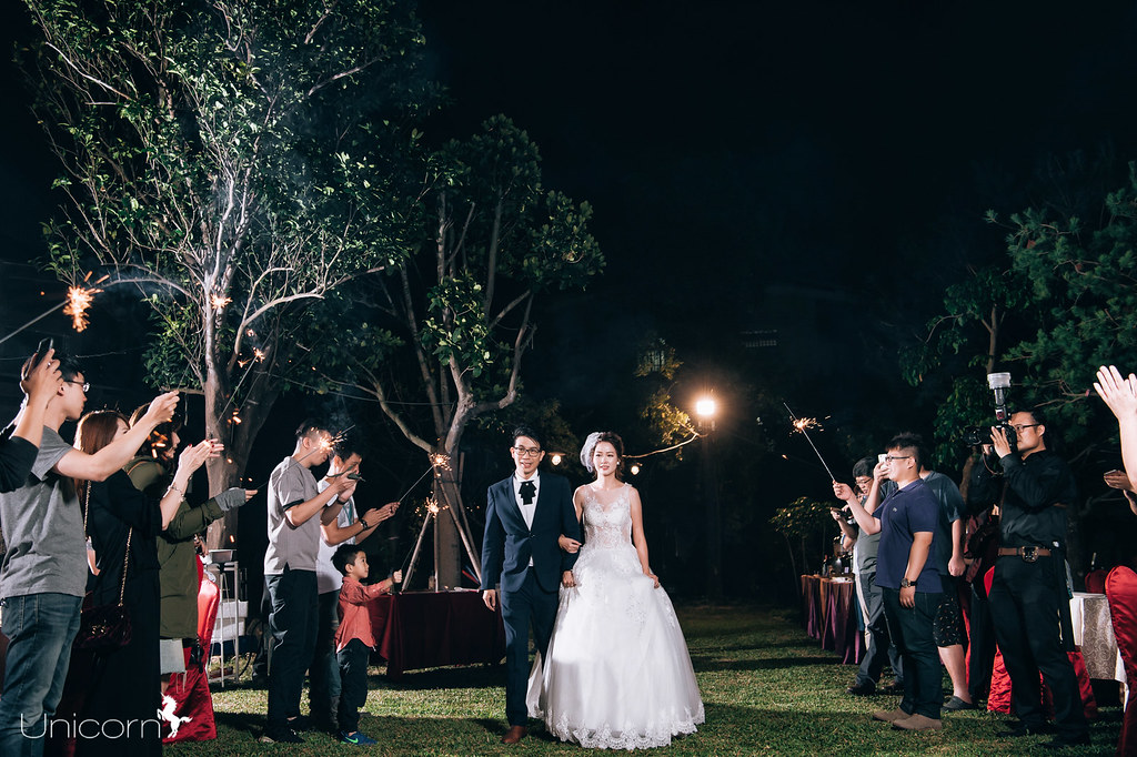 《婚攝》家佑 & 心翎 / 台中大雅幸福莊園 婚攝：Edwin Lin 副攝：阿信 燈光：柏言 新人：家佑 & 心翎… Flickr