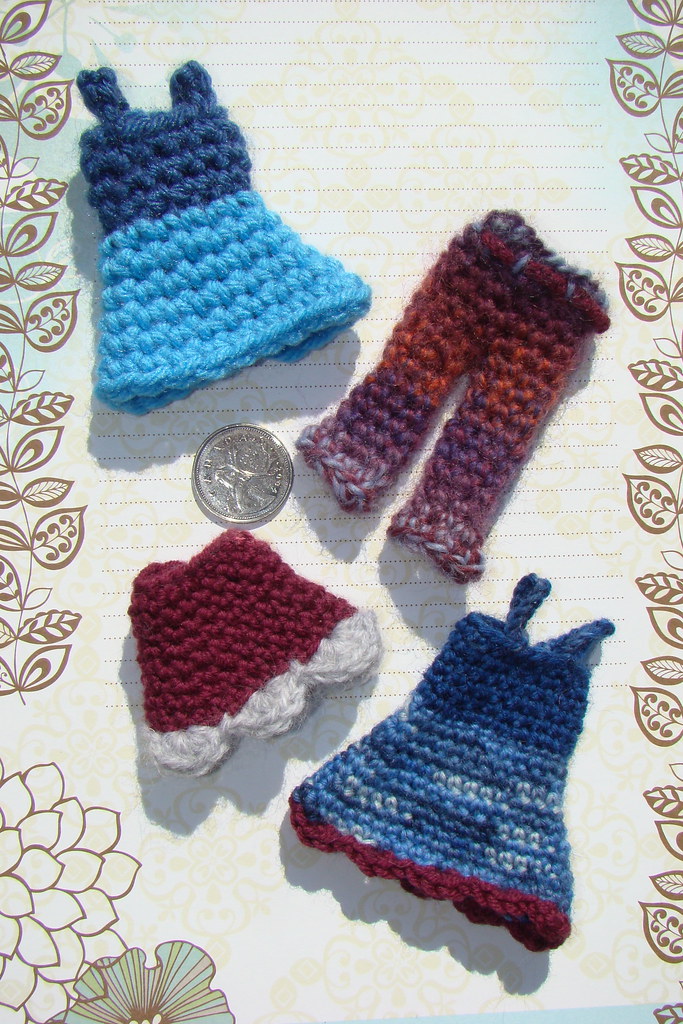Little crochet clothes Free pattern here sukigirl74.blogs… Flickr