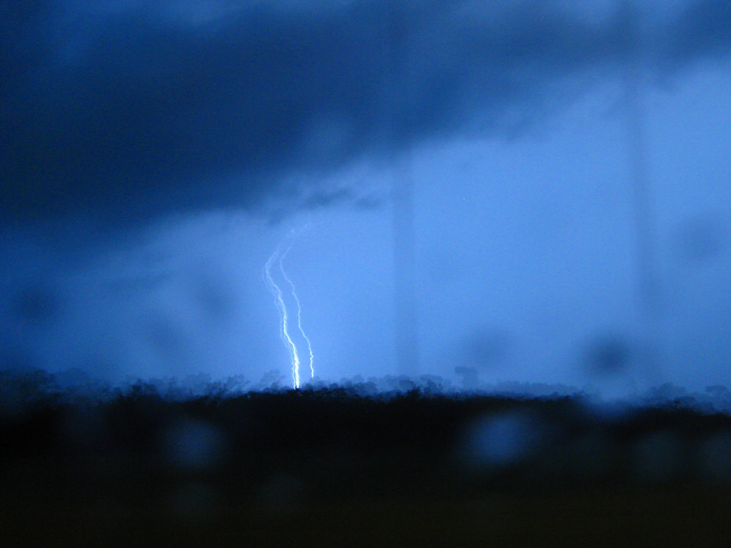 IMG_1401 June 16, 2009 Lightning in Kissimmee, FL. Kat David Flickr