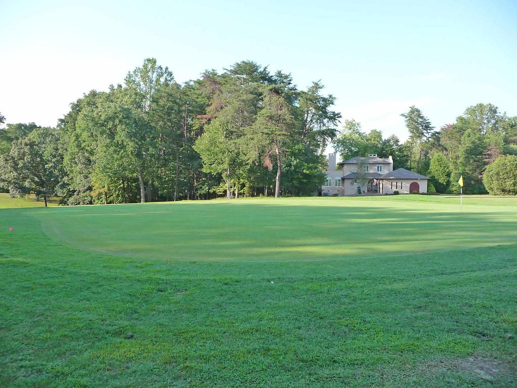 Lake Monticello Golf Course, Hole 1Green This picture is … Flickr