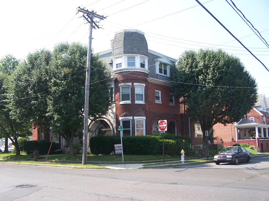 lansdale 7 Lansdale, PA, is the quintessential "leafy subu… Flickr