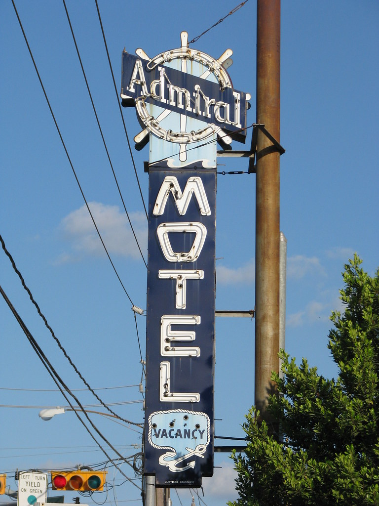 I love this sign Motel near the Spanish Flower on Airline … Flickr