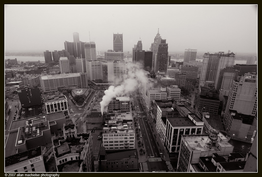 Detroit in the Rain Allan Machielse Flickr