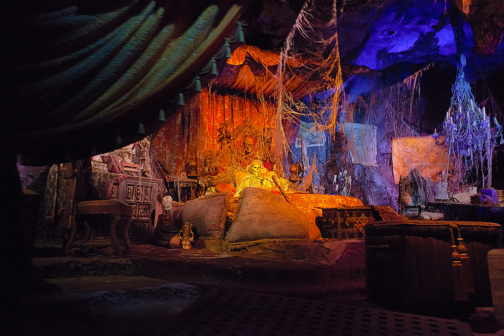 Pirates of the Caribbean The Captain's Quarters After ha… Flickr