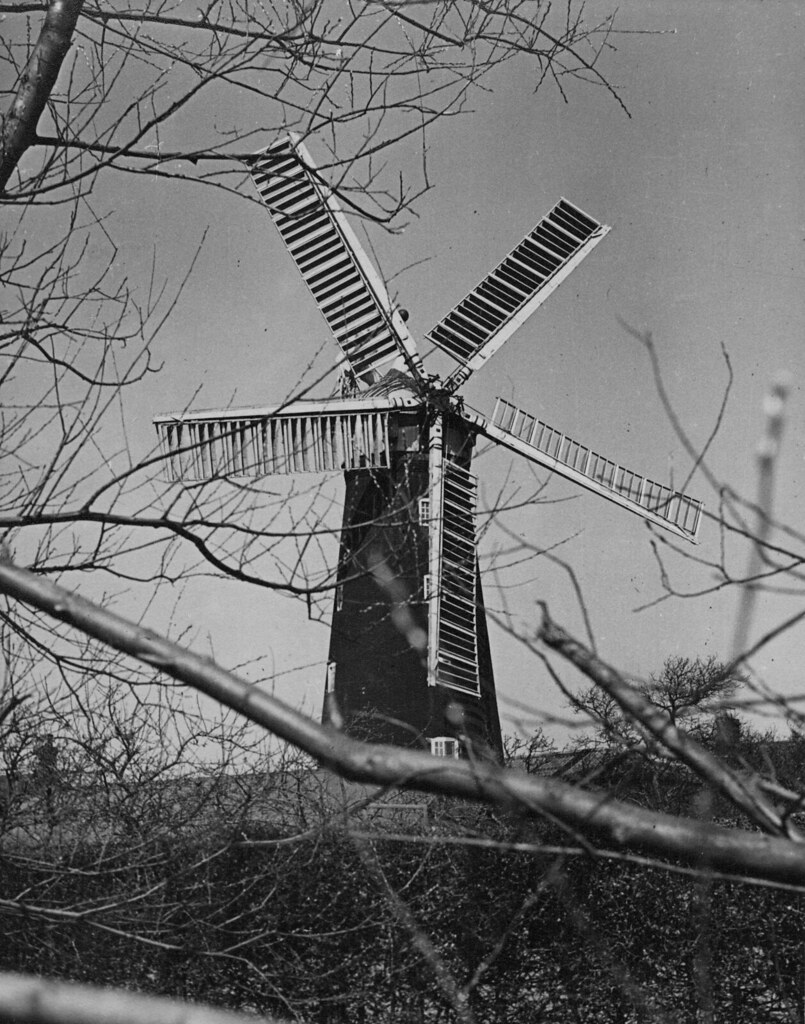 BurghleMarsh, Lincolnshire Dobson's Mill (old photograp… Flickr