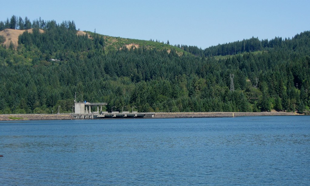 IMG_3168 Foster Lake and Dam Dave Thomas Flickr