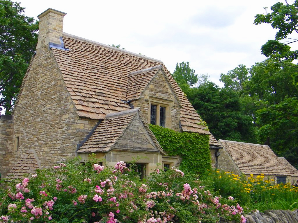 Cotswold Cottage The Cotswold Cottage was built in the ear… Flickr