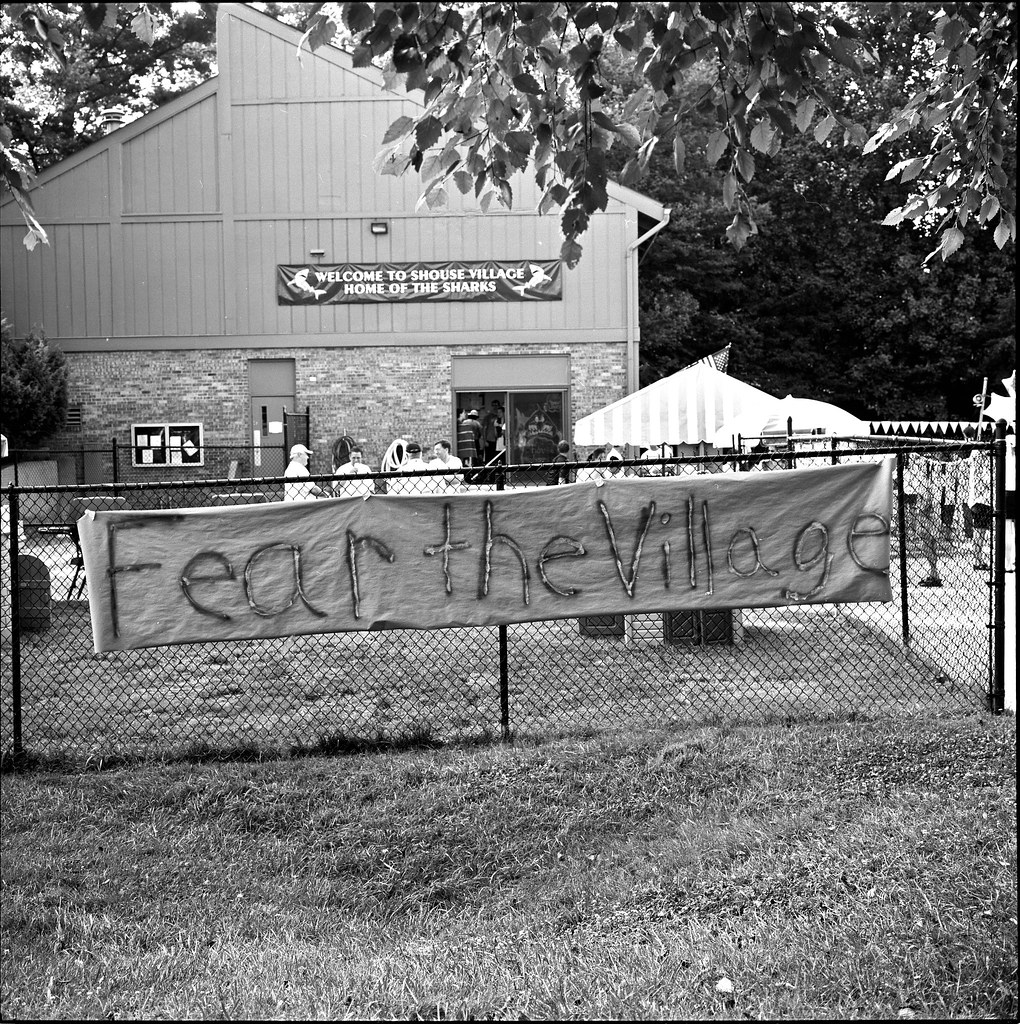 Shouse Village, Vienna, Virginia Mamiya 6MF / 75… Flickr