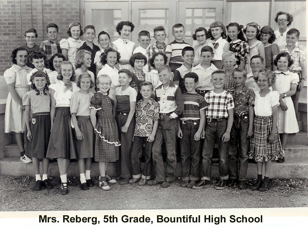 Mrs. Reberg 5th Grade Photo from Richard Goodsell Flickr