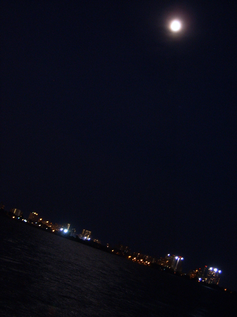 Moon Gravesend Brooklyn Taken from along Shore Road Bicy… Flickr