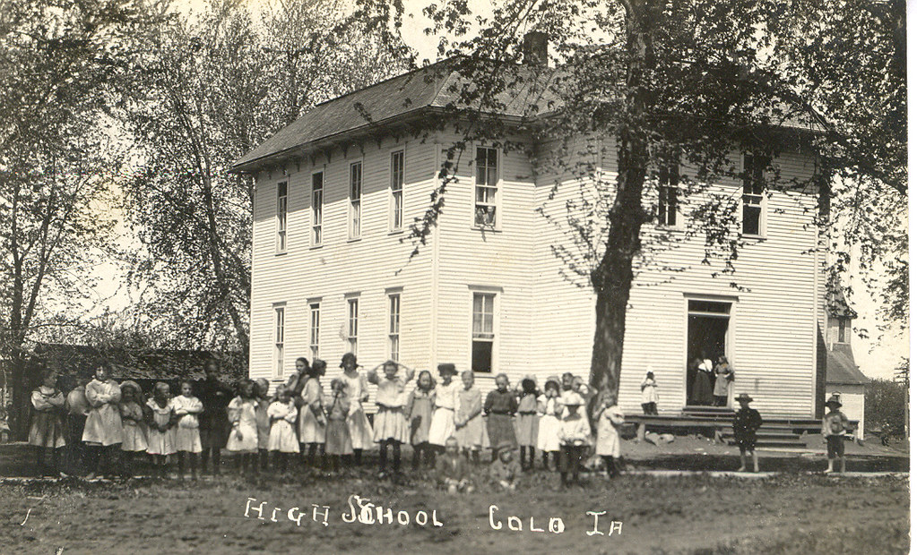 Colo, Iowa, High School Building, Students The north and w… Flickr
