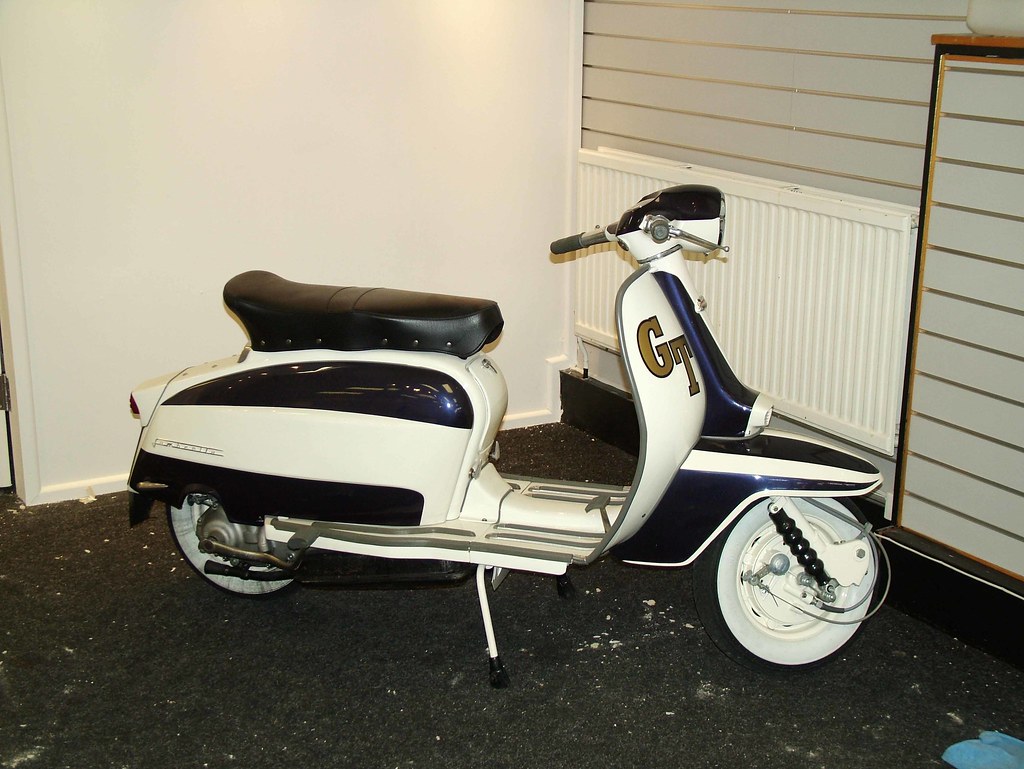 TV200 GT 1965 Lambretta TV200 in the showroom of www.aye