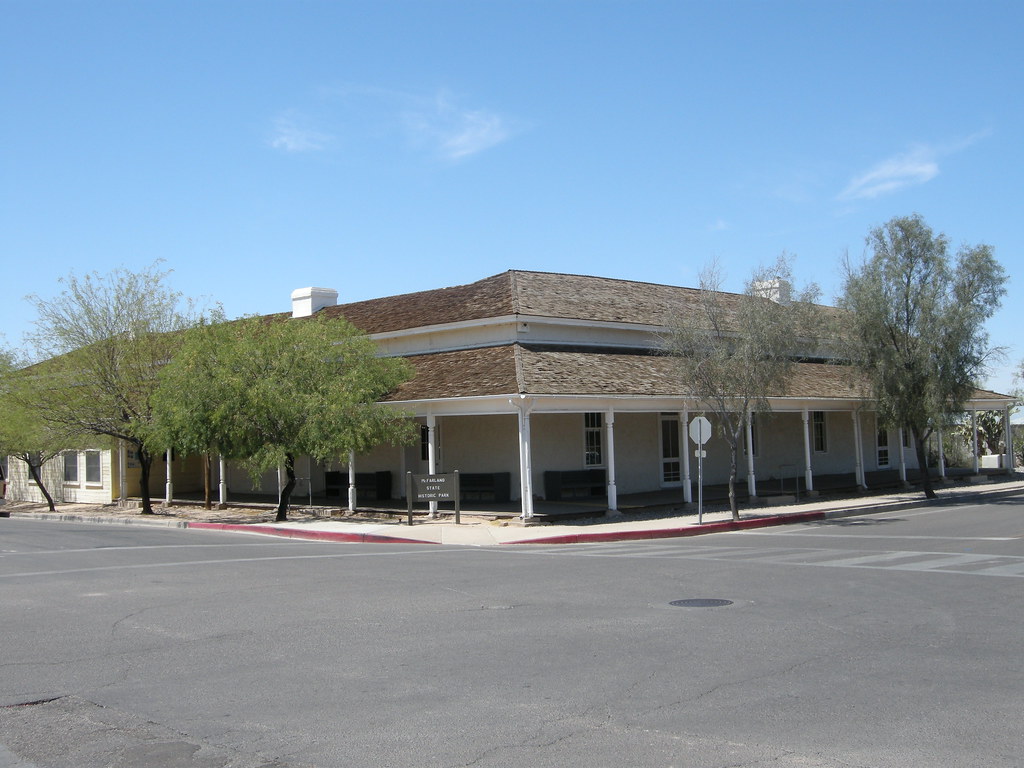 First Pinal County Courthouse, Florence, Arizona This adob… Flickr