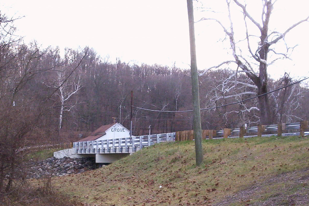 Wakefield Mound Road Bridge 5 Wakefield Mound Road over Bi… Flickr