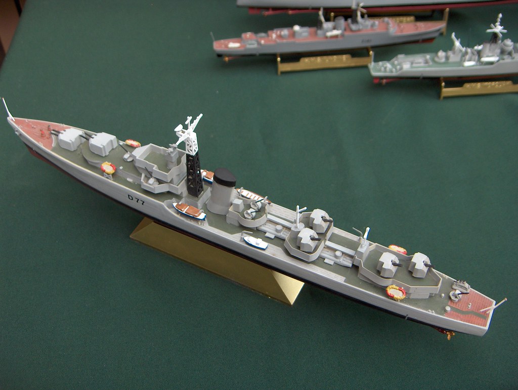 HPIM3661 Classic British Kits. Frog model ships from the l… Flickr