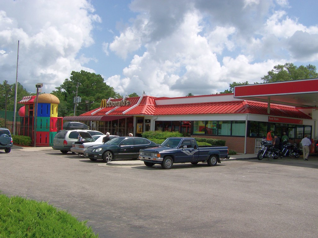 100_2471 400 South Church Street,Kenly, North Carolina,att… Flickr