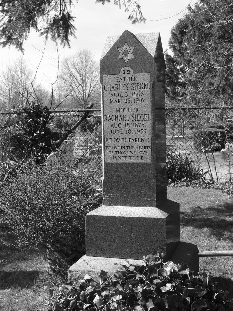 Breslau Cemetery (Lindenhurst) Breslau Cemetery (Lindenhur… Flickr