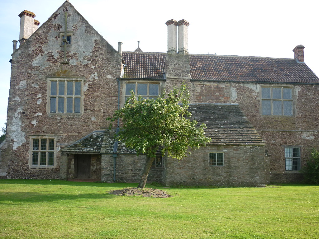 Acton Court, South Gloucestershire Acton Court in Iron Act… Flickr