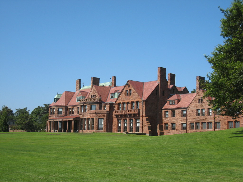 McAuley Hall Once called "Vinland", named by Catharine Lor… Flickr