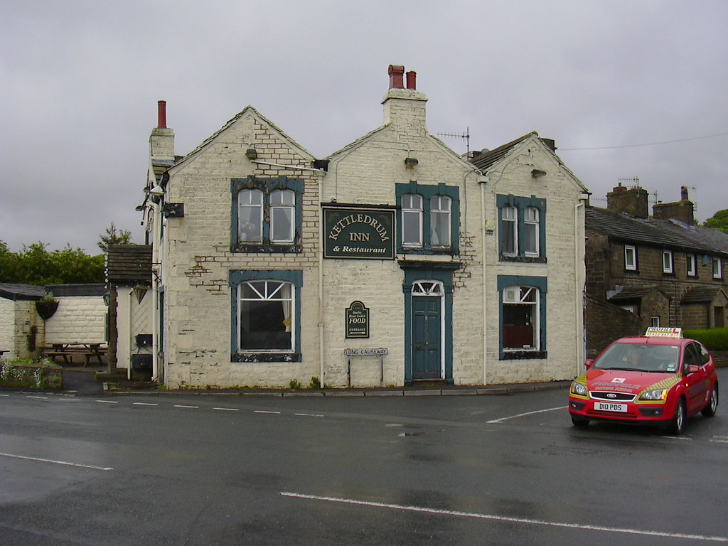"The Kettle Drum" (Pub) 302 Red Lees Road, Mereclough, Cli… Flickr